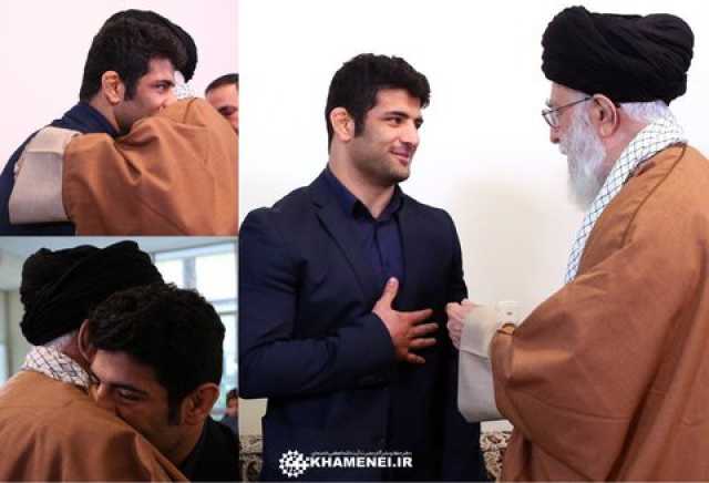رهبرانقلاب، خطاب به علیرضا کریمی: آقاجان این کاری که شما کردی از سنخ کار پوریای ولی است
