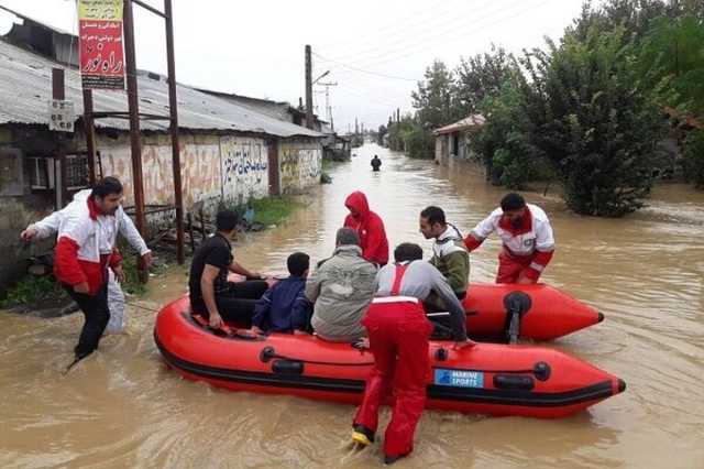 100 خانه در رشت دچار آبگرفتگی شده‌اند