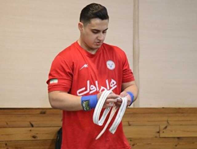 پیام آذری
