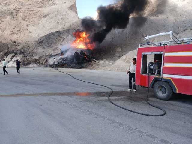 واژگونی کامیون حامل بنزین به خیر گذشت