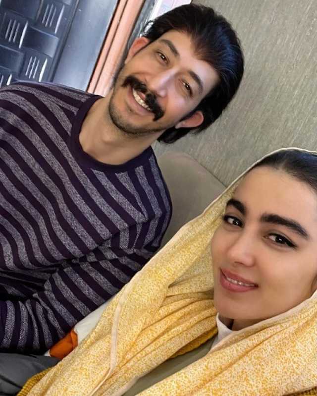 چهره متفاوت سنا حسینی (سارا پایتخت) در کنار بهرام افشاری / عکس
