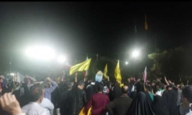 مردم اصفهان حماسه عملیات وعده صادق2 را جشن گرفتند
