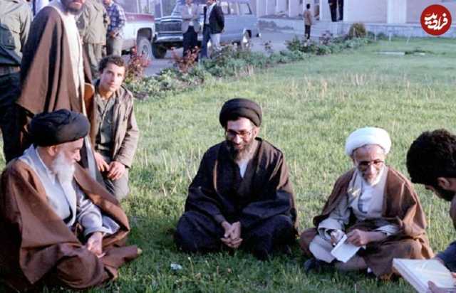عکس/ آیت الله جنتی در کنار رهبری 45 سال پیش در مسیر بازدید از جبهه