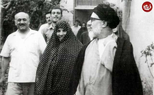 عکس/ قابی کمیاب از آیت الله طالقانی 40 سال پیش در کنار همسرش