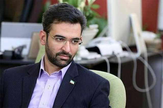 عکس یهویی آذری جهرمی در کنار همتی و طیب نیا