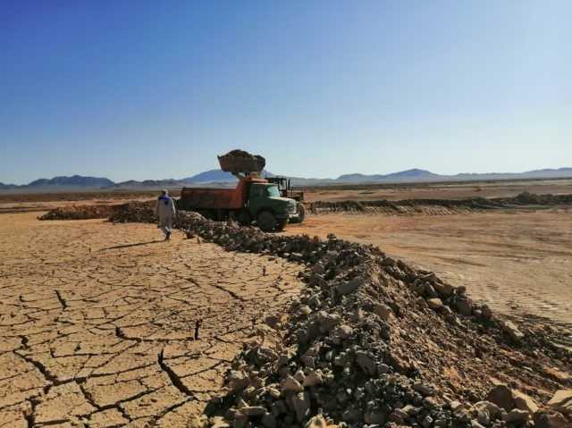 لایروبی 640 هزار متر مکعب از رسوبات بندهای تغذیه مصنوعی استان یزد