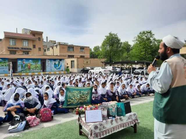 تجلیل از دختران محجبه در شهرکرد