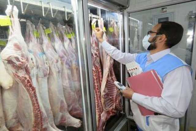 معدوم سازی 200 کیلوگرم فرآورده خام دامی غیربهداشتی در شوشتر
