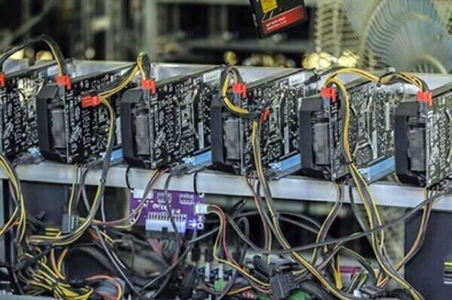 جمع‌آوری ترانس‌های برق غیرمجاز و ماینر‌ها در اندیمشک ادامه دارد