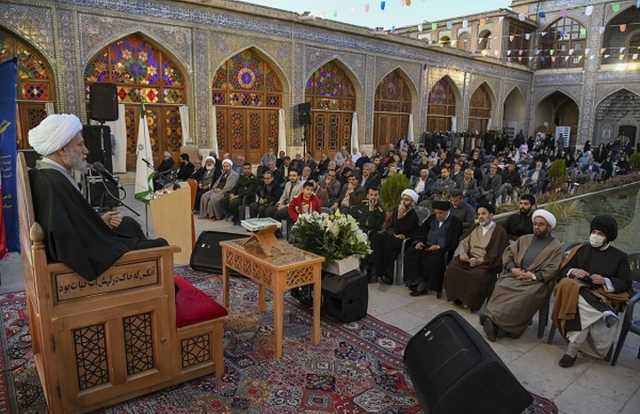 جشن میلاد کریم اهل بیت در مسجد نصیرالملک شیراز برگزار شد + تصاویر