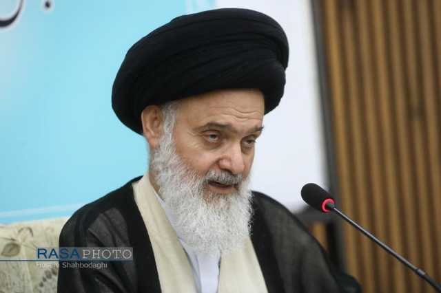 آیت الله حائری یزدی با سیاست بیگانه نبود/ پیام رهبر انقلاب؛ برطرف کننده نیاز‌های حوزه در زمینه‌های گوناگون