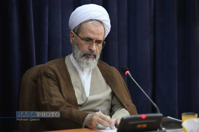 پیام تبریک آیت الله اعرافی به پاپ جدید/لزوم گسترش تعاملات میان حوزه های علمیه ایران و واتیکان