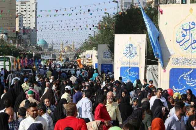 برپایی موکب «محبّان‌الرضا(ع)» با مشارکت و همکاری امور بانوان و خانواده دانشگاه آزاد اسلامی استان خراسان رضوی