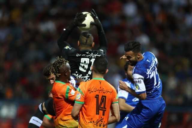 استقلال برد و قهرمانی را از دست داد