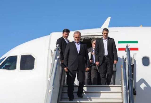 پزشکیان وارد مشهد مقدس شد