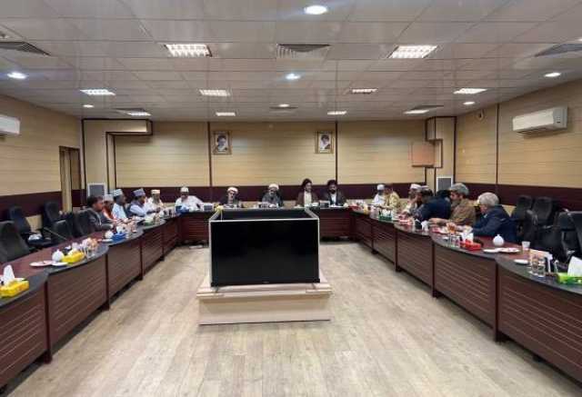دیدار جمعی از علمای اهل سنت بنگلادش با حجت‌الاسلام و المسلمین محسن قمی/تمام دستاوردهای جمهوری اسلامی ایران به برکت قرآن کریم است