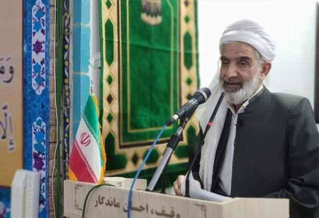 تأکید امام جمعه سنندج بر جایگاه شهدای خدمت و حفظ ارزش‌های اسلامی