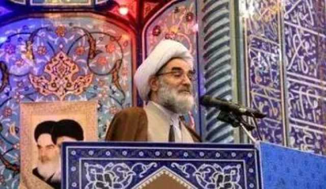 امام جمعه رشت: مردم باید به خود ببالند که ترامپ در مقابل عظمت ما عاجز است