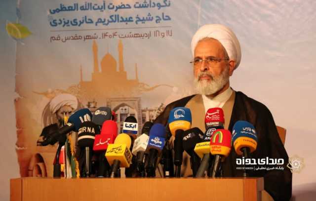 امام خمینی ره پرچمدار تعالی حوزه قم در نیم قرن اخیر/ بعد مردمی و اجتماعی از مهمترین ابعاد حوزه علمیه است/ مردم پشتوانه اصلی حوزه و نهاد علم دین هستند