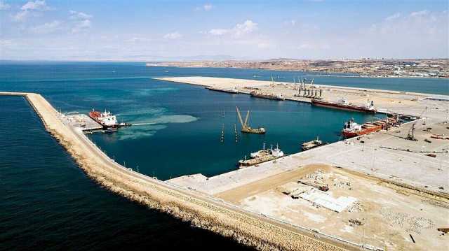 اقتصاد دریا محور در استان‌های جنوبی کشور بررسی می‌شود