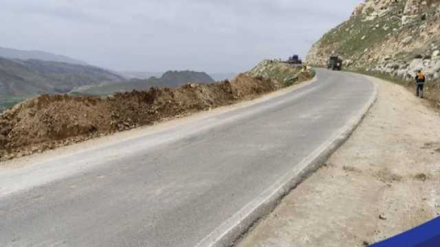 ایمن سازی گردنه شهید داراب کوشکی در محور پلدختر پل سیمره