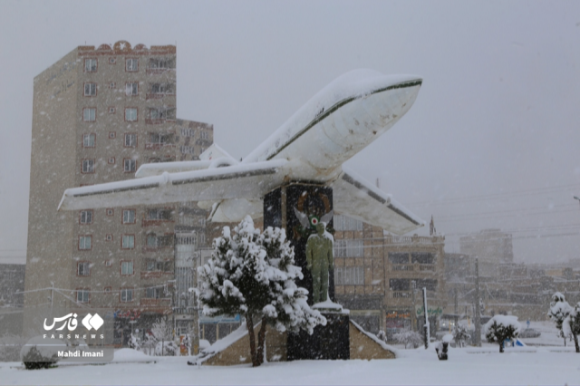 پیام آذری