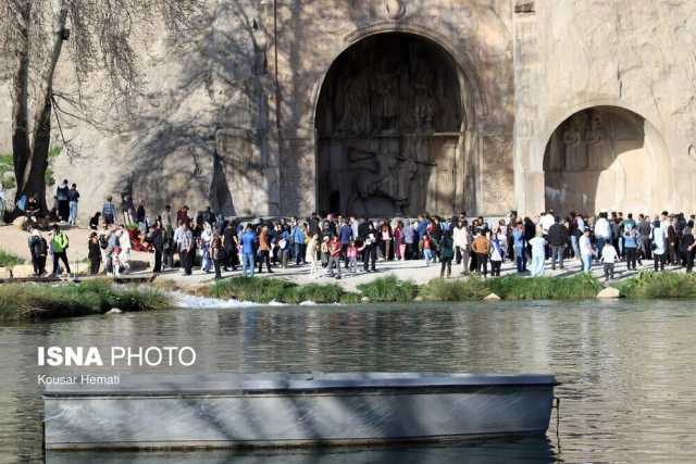 (تصاویر) بازدید مسافران نوروزی از طاق‌بستان