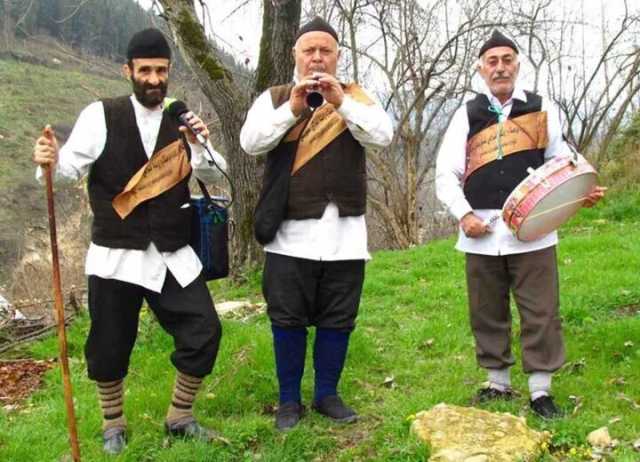 نوروزخوانی به رنگ رمضان در مازندران