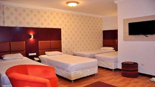76 طرح در دست اجرای قم 2 هزار تخت به ظرفیت اسکان زائران اضافه می‌کند