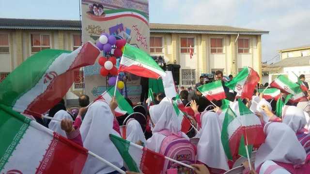 جشن شکوفه‌ها و آغاز سال تحصیلی کلاس اولی‌ها