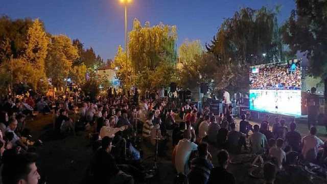 بوستان‌های ارومیه میزبان والیبال دوستان شد + فیلم