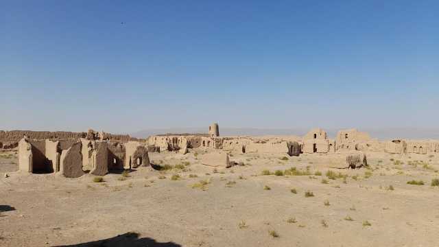 تصویری از قلعه تاریخی روستای حسن آباد در قلندرآباد