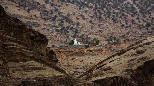 مردم روستای کارتا در انتظار 40 ساله برای احداث راه