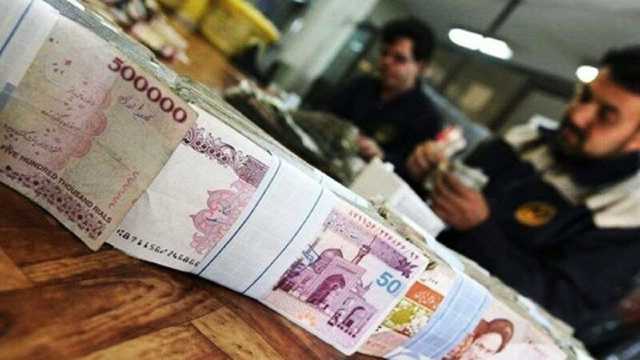 حقوق ماهانه کارگران و بازنشستگان تنها کفاف 9 روز را می‌دهد