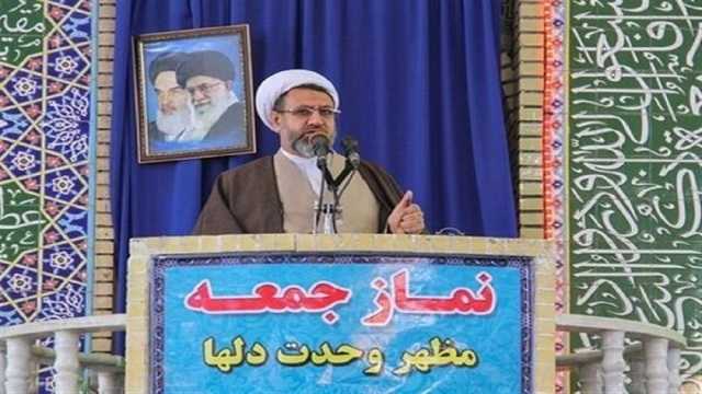 خون شهدا در حرکت انقلاب نقش جدی برجای گذاشت