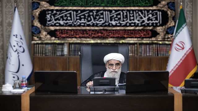 آیت‌الله جنتی به دکتر پزشکیان تبریک گفت