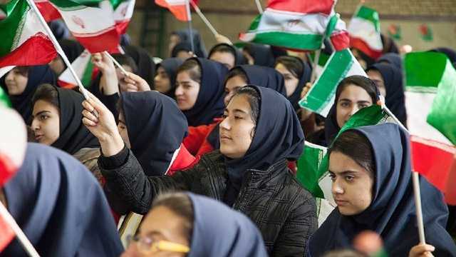 برگزاری جشن زنگ انقلاب در 2 هزار مدرسه در استان اردبیل