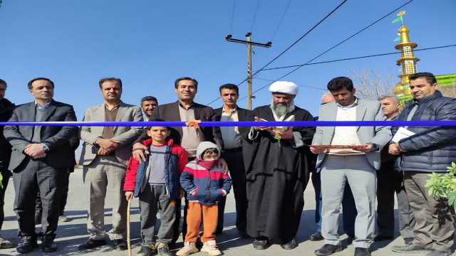 افتتاح پروژه بهسازی و آسفالت روستای حسن آباد شهرستان رزن در دهه فجر