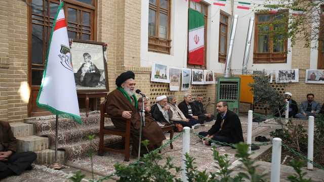 دشمن به دنبال القای ناکارآمدی نظام اسلامی است