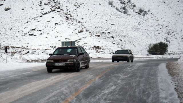 بارش برف و باران در 11 استان/ محور کرج-چالوس و آزادراه تهران-شمال بازگشایی شد