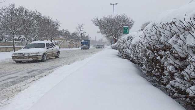 سرما و یخبندان و کاهش محسوس دمای هوا تا 18 درجه زیر صفر در استان اردبیل