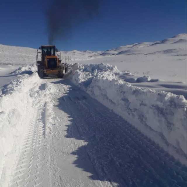 راه ارتباطی 720 روستای برفگیر لرستان بازگشایی شد