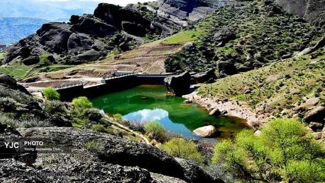 جان گرفتن دوباره سد پارک آبشار طلایی خرم آباد در باران امروز+فیلم