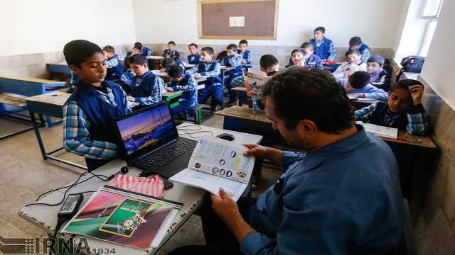 اصلاح فضا‌های آموزشی گام اول در عدالت آموزشی است