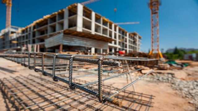 قم کارگاه مسکن سازی/ انتخاب واحد‌های نهضت ملی مسکن قم؛ 20 ماه بعد از شروع ساخت