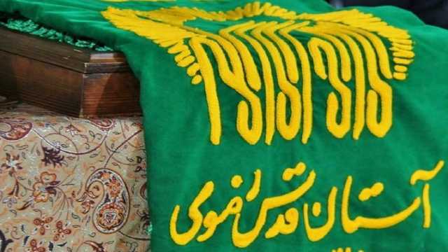 اعطای نشان خادم خورشید به پیرغلامان و خادمان اهل بیت در تبریز