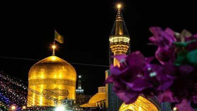 ادای احترام دانش آموز فولادشهری به ساحت مقدس امام رضا (ع) در روز ولادت + فیلم