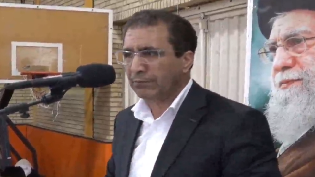 شورا‌ها نهاد مردمی هستند