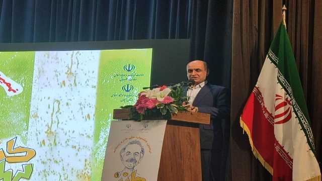 امروز جامعه به طنزهای چون گل آقا نیازمند است