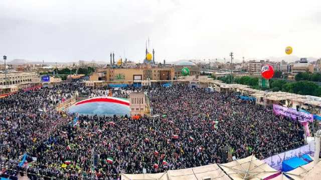 هم‌صدایی شکوه و کرامت در جشن بزرگ محفل در قم+فیلم